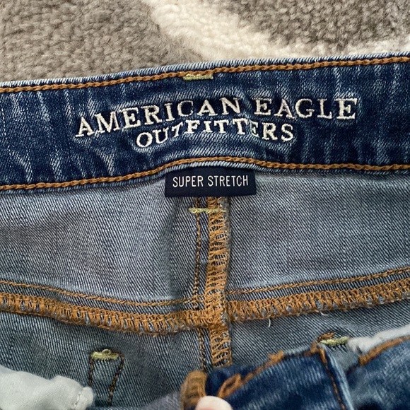 American Eagle Distressed Shorts - Picture 3 of 4